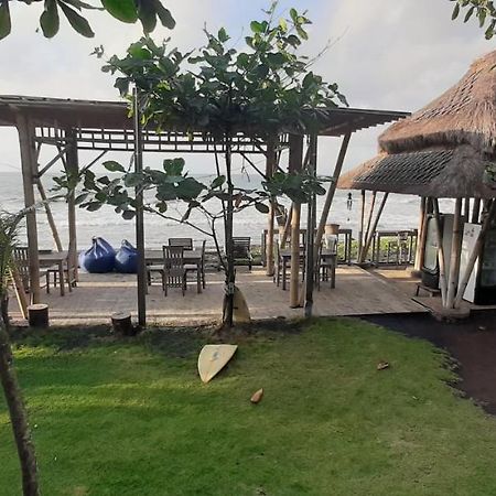 Keramas Surf Hostel Екстериор снимка